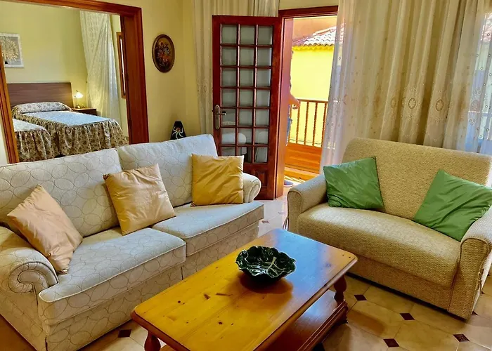 Lovely Spacious In The Center - * ビラフロール