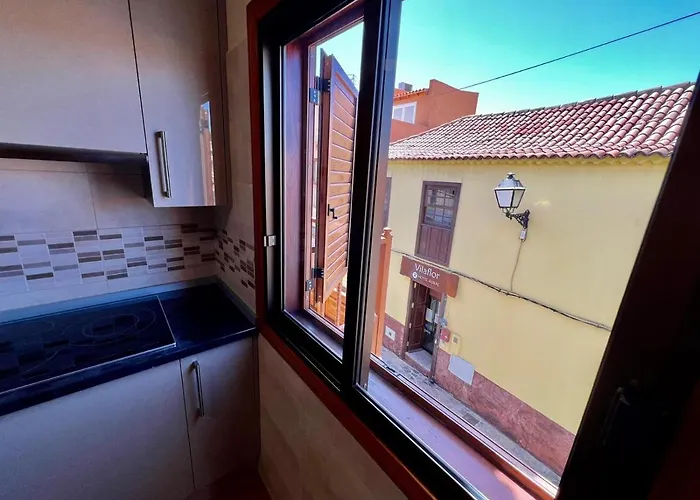 Lovely Spacious In The Center -