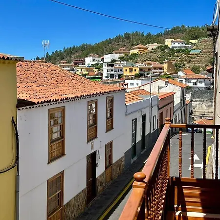 דירה Lovely Spacious In The Center -