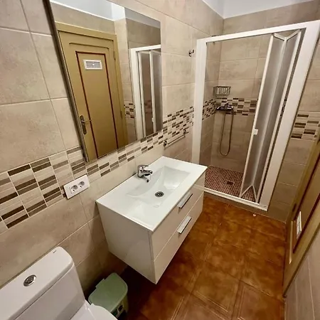 דירה Lovely Spacious In The Center - וילפלור